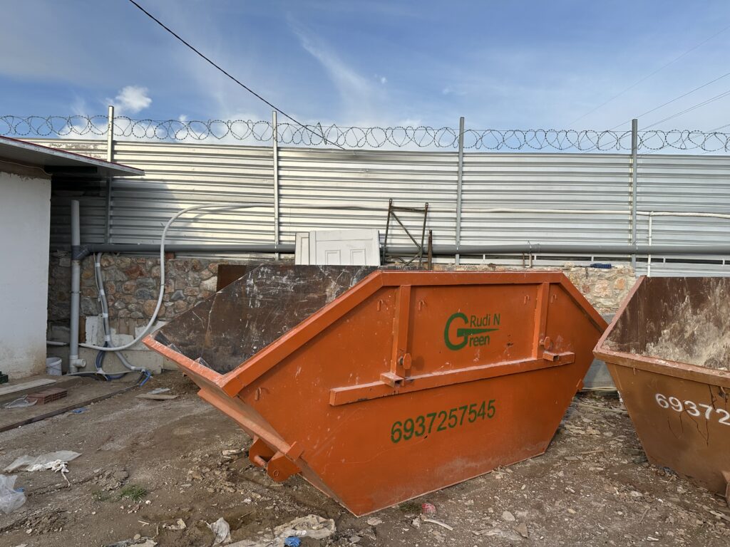 Ενοικιάσεις κάδων οικοδομής